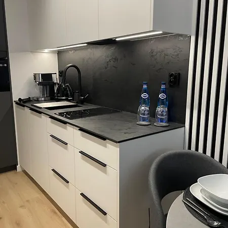 Apartment Wawrzynca Goplana Parking